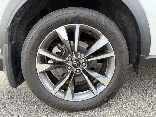 2023 INFINITI QX60 LUXE FWD