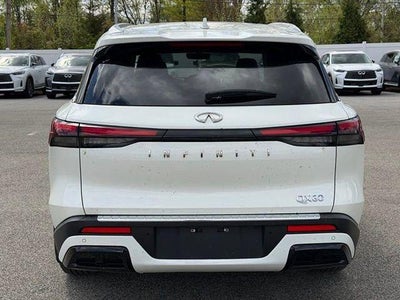 2023 INFINITI QX60 LUXE FWD