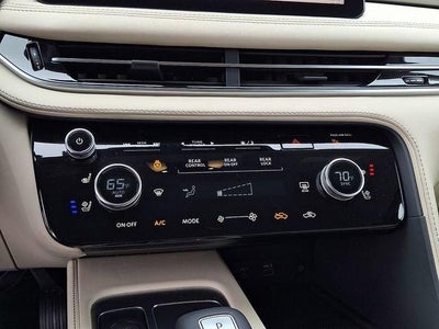 2023 INFINITI QX60 LUXE AWD