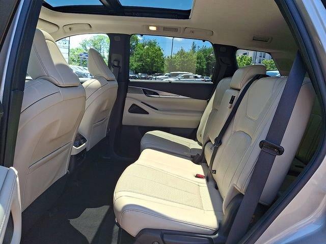 2022 INFINITI QX60 LUXE AWD