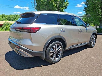 2022 INFINITI QX60 LUXE AWD