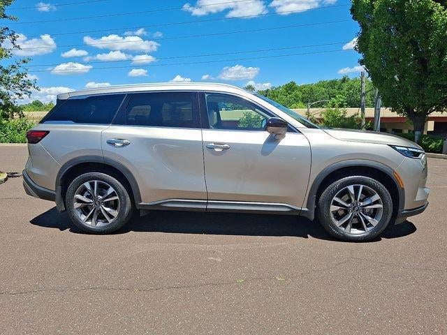 2022 INFINITI QX60 LUXE AWD