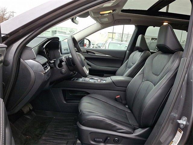 2023 INFINITI QX60 LUXE AWD