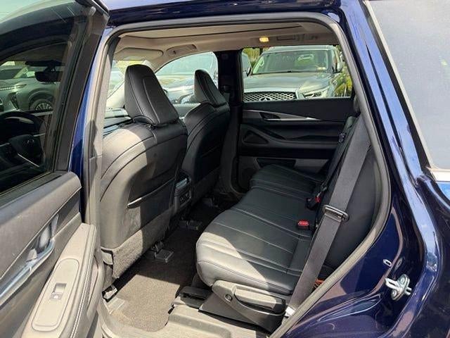 2023 INFINITI QX60 LUXE AWD