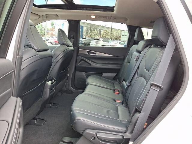 2023 INFINITI QX60 LUXE AWD