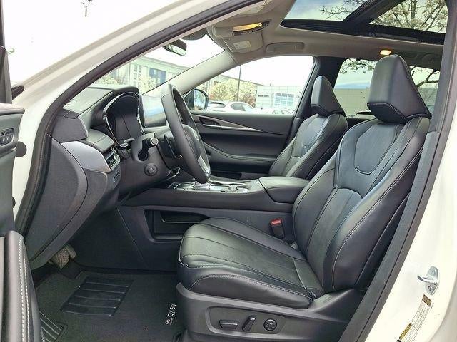 2023 INFINITI QX60 LUXE AWD