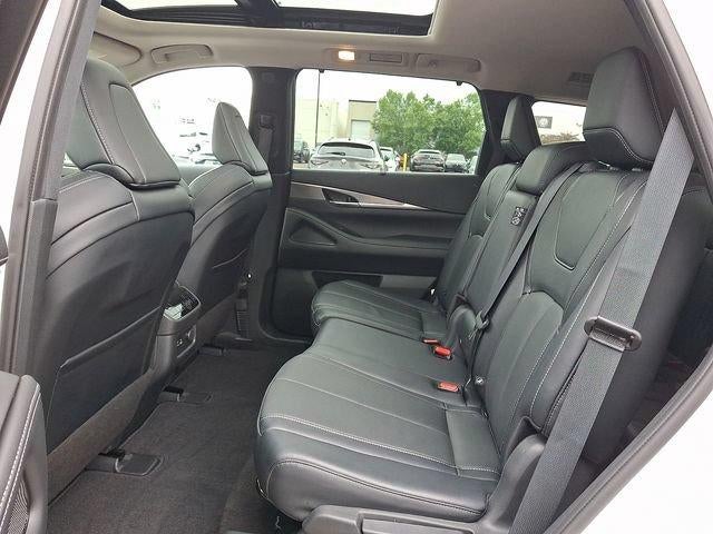 2023 INFINITI QX60 LUXE AWD