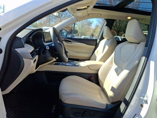 2023 INFINITI QX60 LUXE AWD