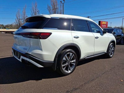 2023 INFINITI QX60 LUXE AWD