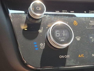 2023 INFINITI QX60 LUXE AWD