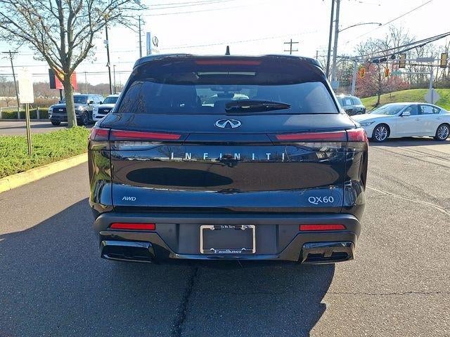 2023 INFINITI QX60 LUXE AWD