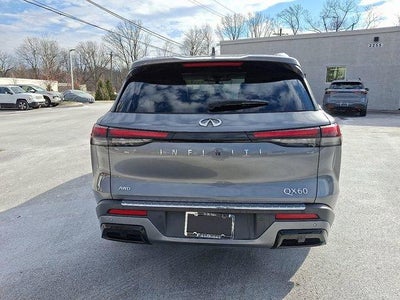 2023 INFINITI QX60 LUXE AWD