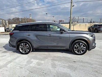 2023 INFINITI QX60 LUXE AWD