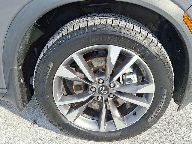 2023 INFINITI QX60 LUXE AWD