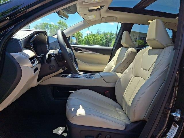 2023 INFINITI QX60 LUXE AWD