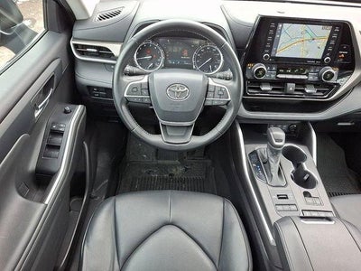 2022 Toyota Highlander XLE AWD (Natl)