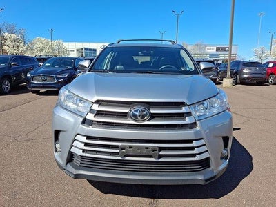 2019 Toyota Highlander XLE V6 AWD (Natl)