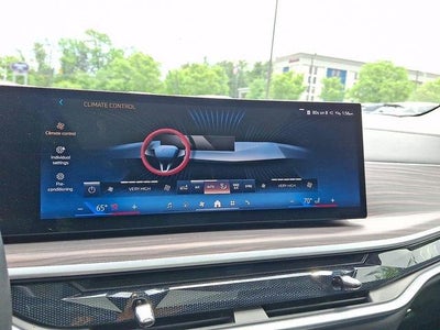 2024 BMW X7 xDrive40i Sports Activity Vehicle