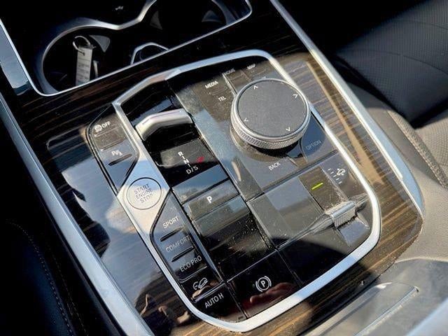 2024 BMW X7 xDrive40i Sports Activity Vehicle