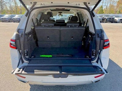 2024 BMW X7 xDrive40i Sports Activity Vehicle