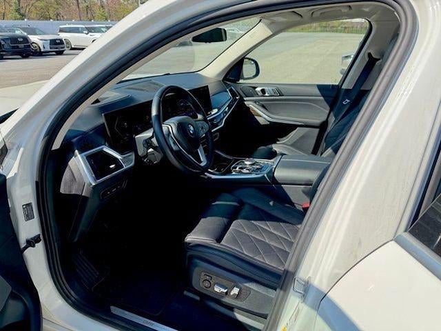 2024 BMW X7 xDrive40i Sports Activity Vehicle