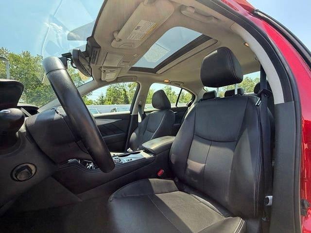 2023 INFINITI Q50 LUXE AWD