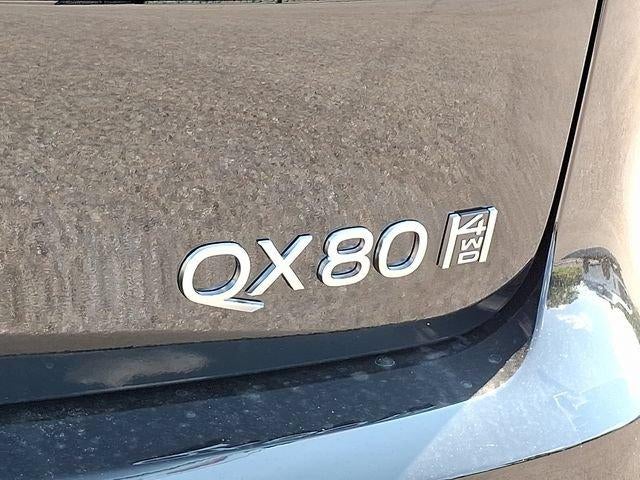 2027 INFINITI QX80 LUXE AWD