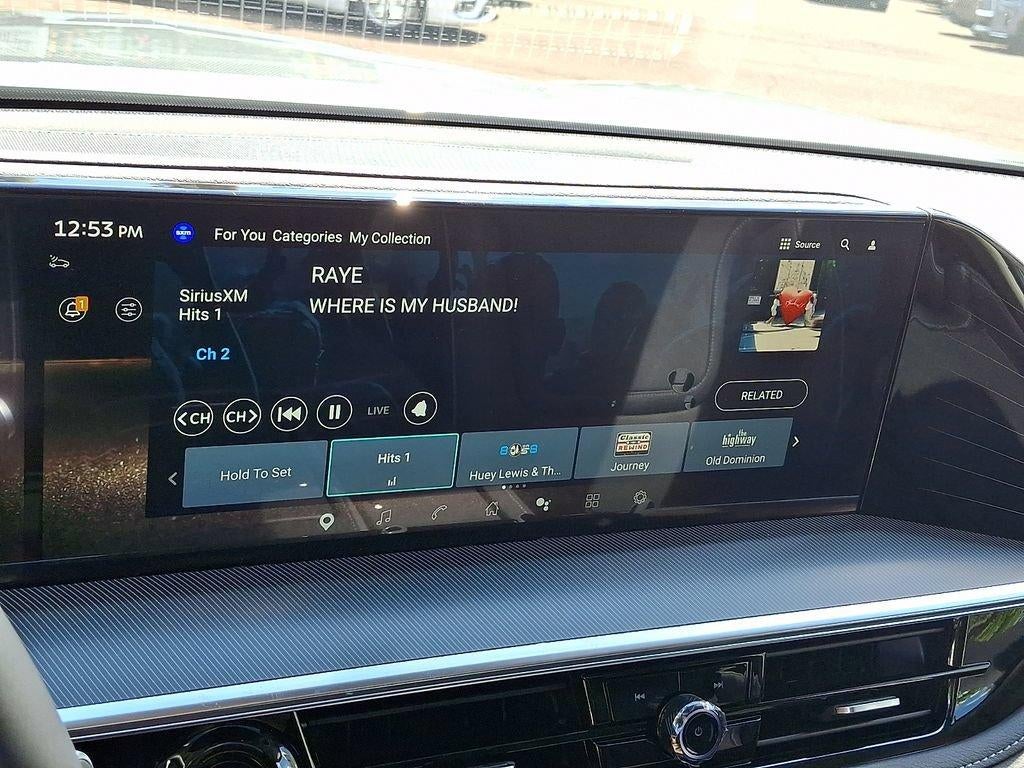 2027 INFINITI QX80 LUXE AWD