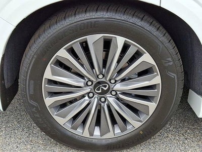 2026 INFINITI QX80 LUXE AWD