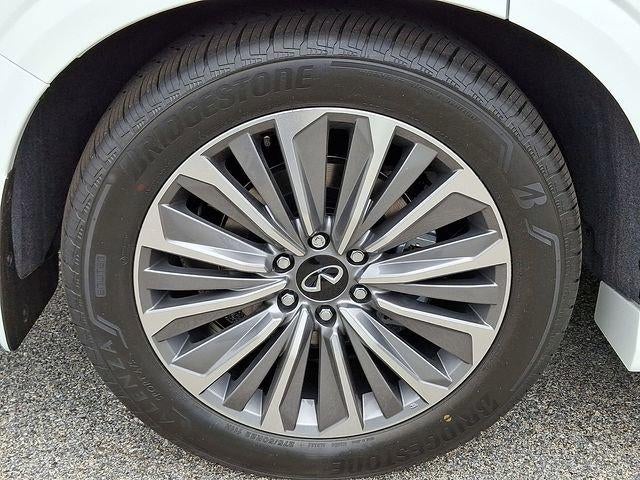 2026 INFINITI QX80 LUXE AWD