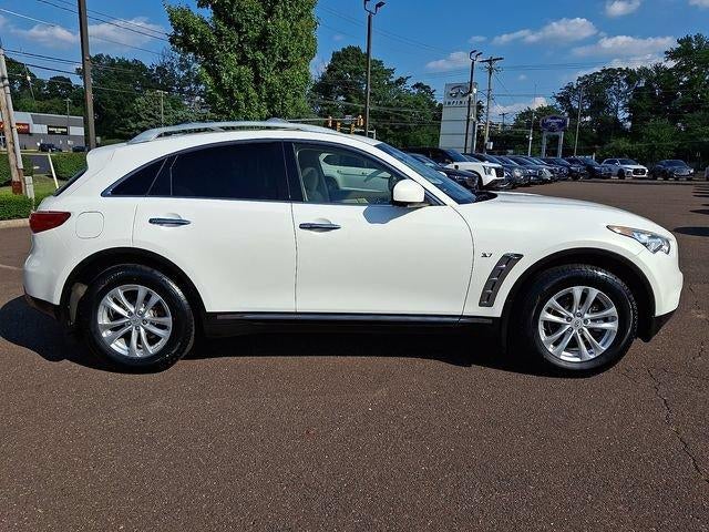 2014 INFINITI QX70 AWD 4dr