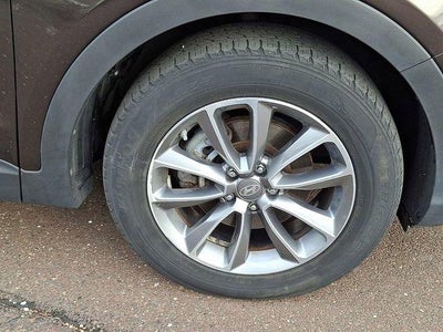 2017 Hyundai SANTA FE SE 3.3L Auto