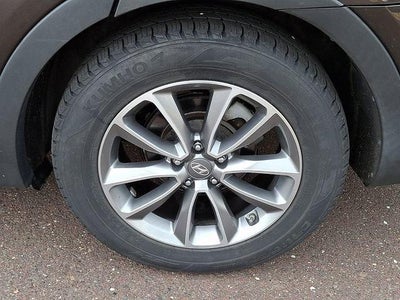 2017 Hyundai SANTA FE SE 3.3L Auto