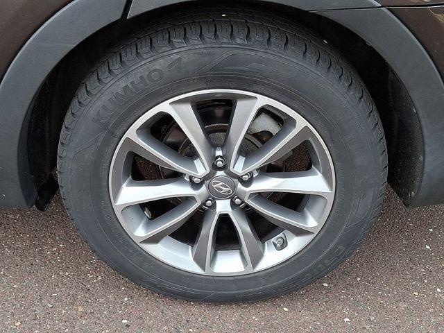 2017 Hyundai SANTA FE SE 3.3L Auto