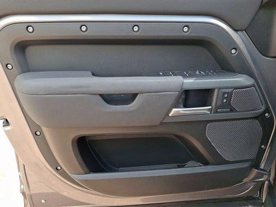 2023 Land Rover Defender 110 X-Dynamic SE AWD