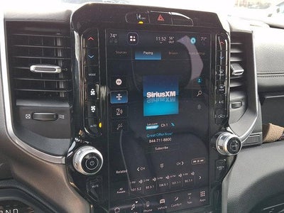 2025 RAM 1500 Laramie 4x4 Crew Cab 5'7" Box