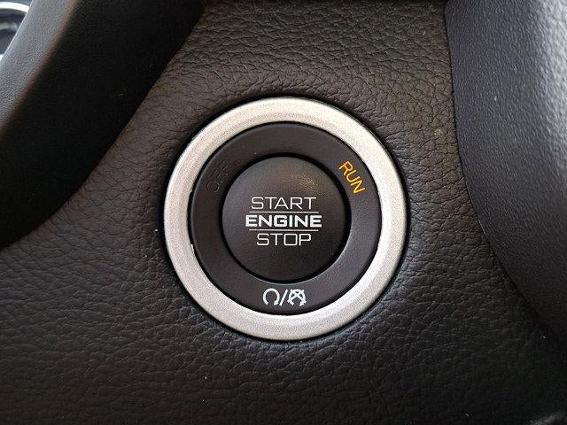 2025 RAM 1500 Laramie 4x4 Crew Cab 5'7" Box