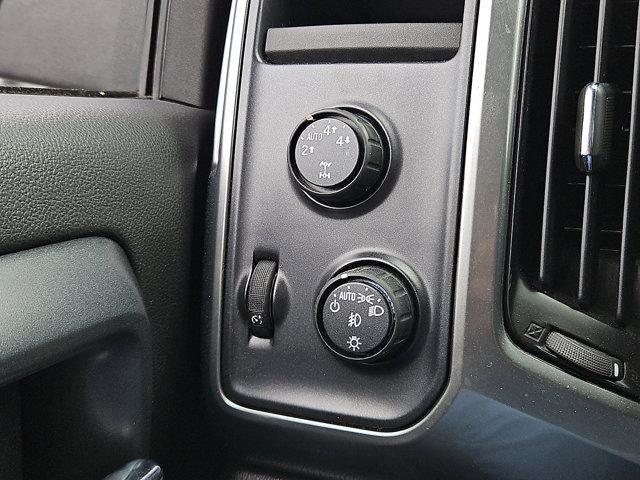 2016 Chevrolet Silverado 1500 Double Cab Standard Box 4-Wheel Drive LT