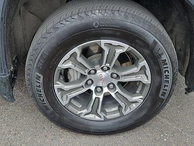 2025 GMC Sierra 1500 Crew Cab Short Box 4-Wheel Drive SLT