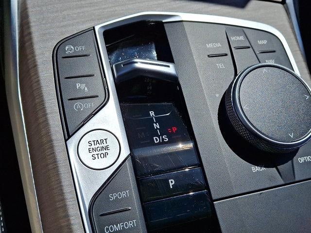 2025 BMW 330i xDrive Sedan