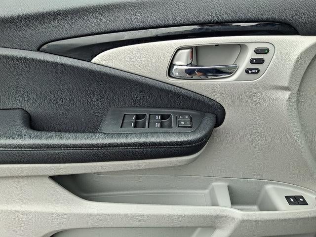 2019 Honda Pilot Touring 8-Passenger AWD