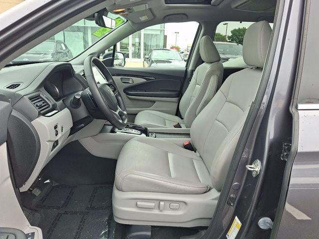 2019 Honda Pilot Touring 8-Passenger AWD