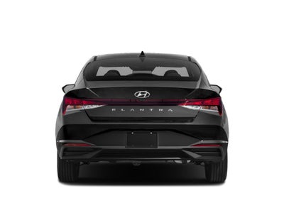 2022 Hyundai ELANTRA SE
