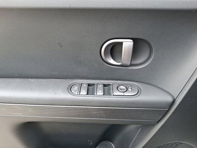 2025 Hyundai IONIQ 5 SE
