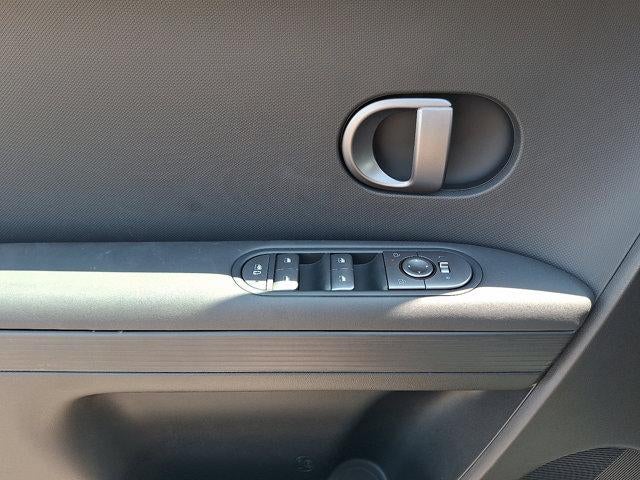 2025 Hyundai IONIQ 5 SE