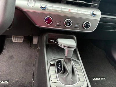 2024 Hyundai KONA SE AWD