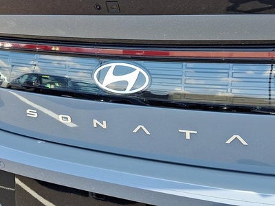 2026 Hyundai SONATA Hybrid Limited