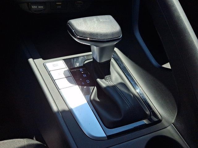 2023 Hyundai ELANTRA SEL IVT