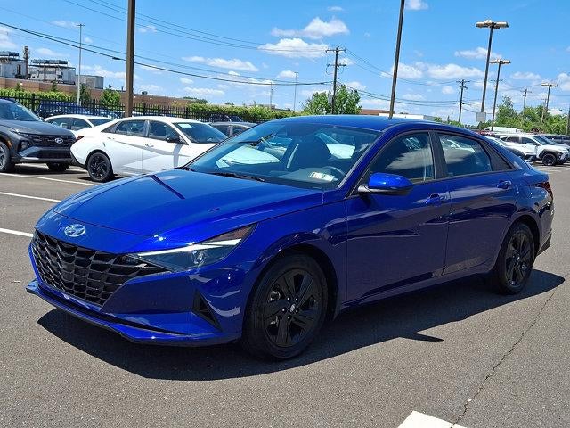 2023 Hyundai ELANTRA SEL IVT