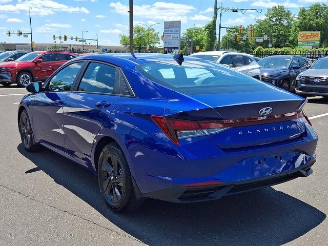 2023 Hyundai ELANTRA SEL IVT